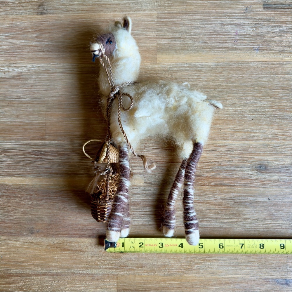 Handmade Wool Felt Llama Alpaca Figurine Folk Art Miniature w Basket 10in - Picture 15 of 15